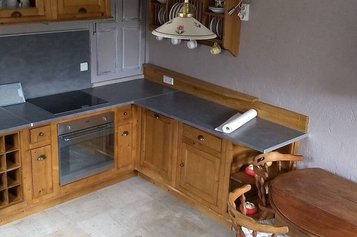 Gîte pour 3 personnes, avec jacuzzi à Angy