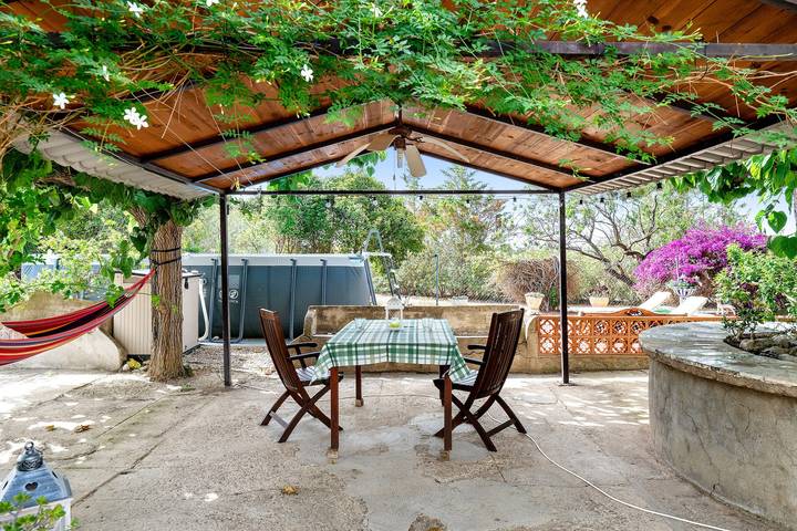 Ferienhaus für 3 Personen, mit Garten