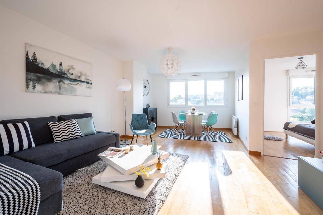 Appartement entier, Immotovo - Suite moderne - Paris 8 min - Parking - Netflix in Villejuif, Val-de-Marne