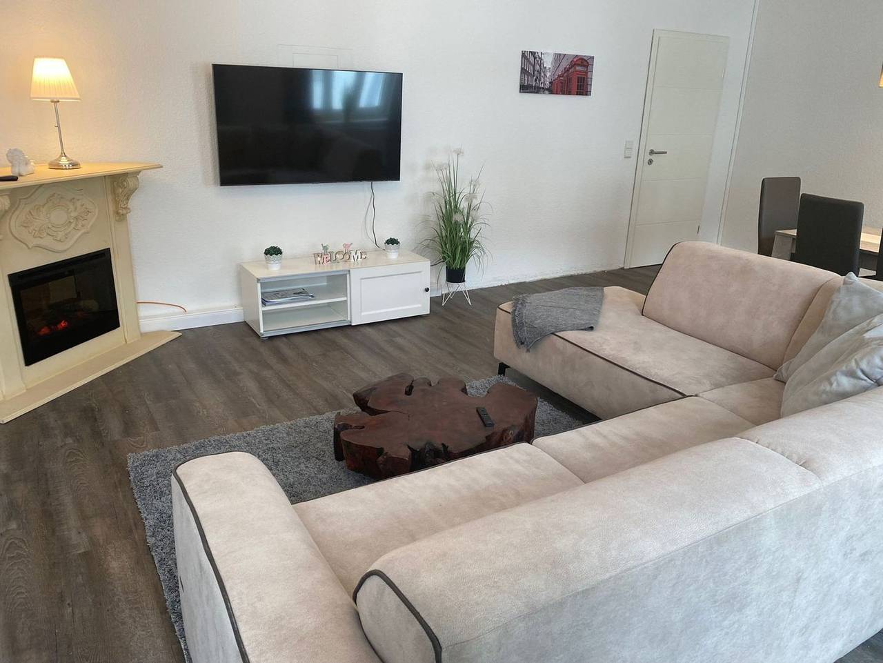 Ganze Ferienwohnung, Krabbennest Ferienwohnung mit Whirlpool und Infrarotsauna in Stadtmitte Rostock, Rostock