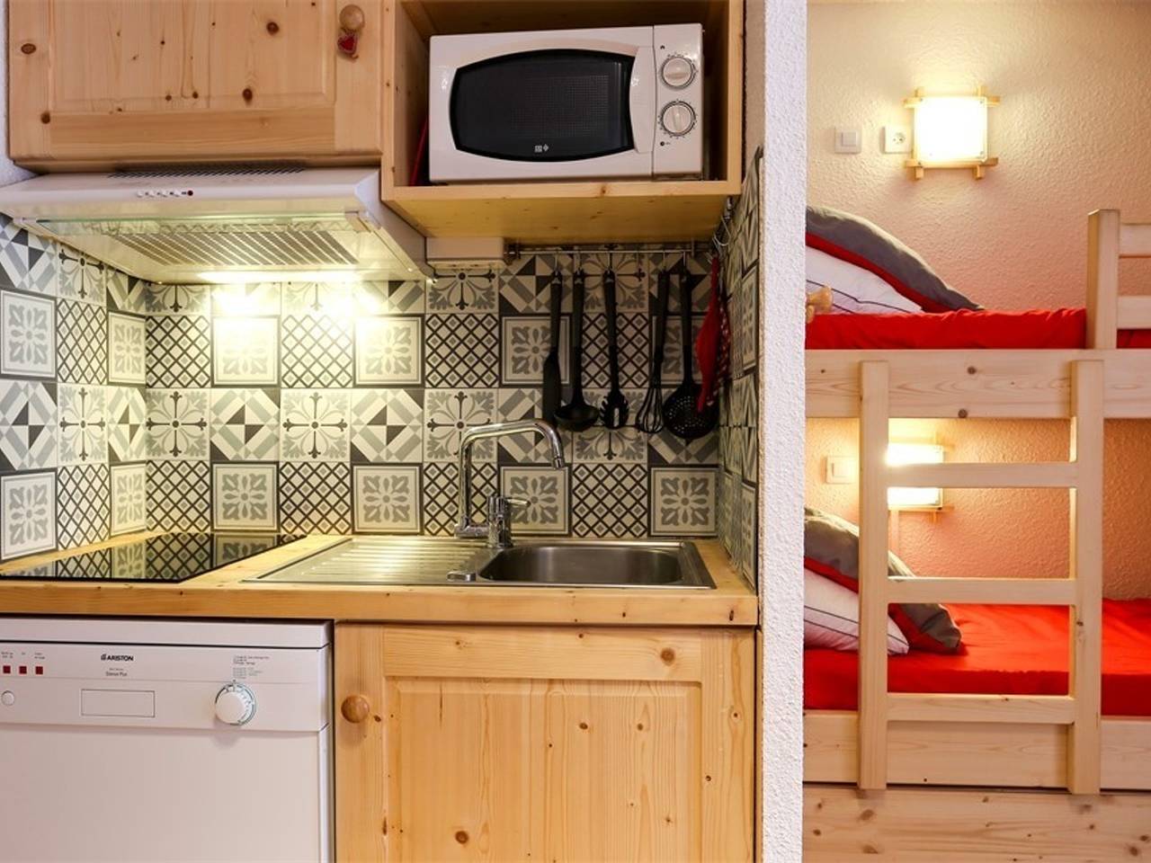 Ganze Wohnung, Gemütliche Wohnung in Val Thorens für 4 Personen mit Balkon, Bergblick und direktem Pistenzugang in Val Thorens, Les Trois Vallées