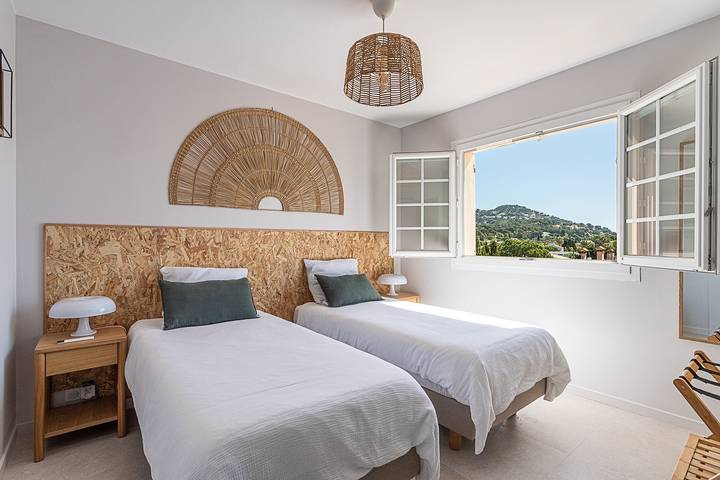 Ganze Wohnung, Ferienwohnung für 4 Personen mit Balkon in Carqueiranne, Parc national Port-Cros