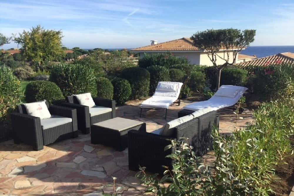 Apartamento entero, Apartamento T2 Aire Acondicionado En Una Residencia De Lujo in Sant Ambroggio, Lumio