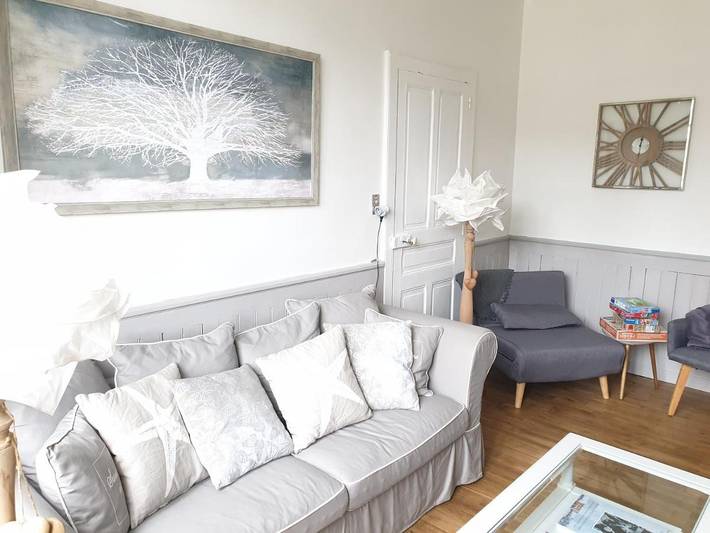 Location de vacances pour 8 personnes, avec sauna ainsi que jardin et piscine à Maurs - 4