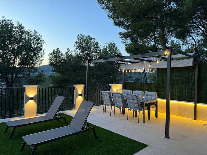 Chalet para 6 personas, con Balcón y Jacuzzi además de Terraza y Jardín en Bajo Llobregat - 3