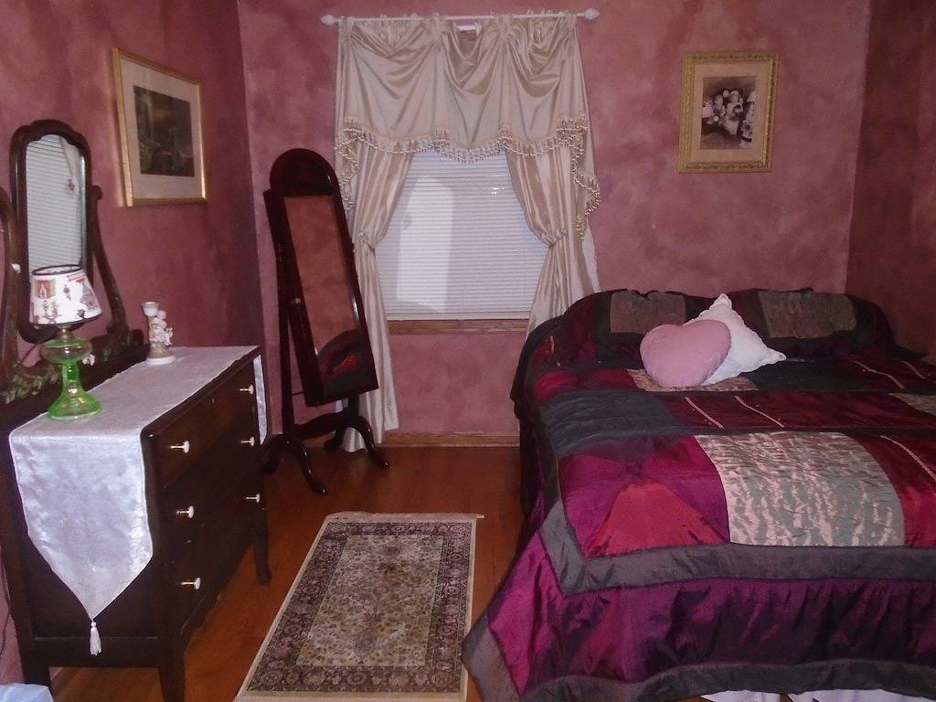 Velvet Springs Bauernhaus auf 300 Fuß privatem Seeufer (kostenloser Ponton) in Crosslake, Crow Wing County