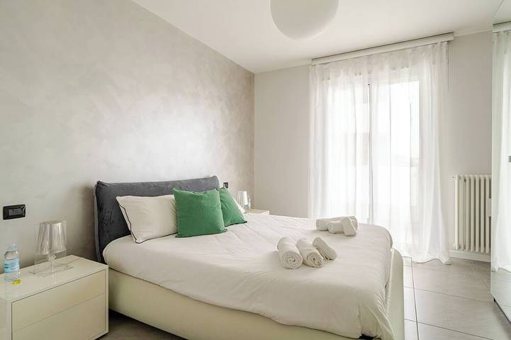 Appartamento intero, Dalmine Luxury Suite a 10 minuti da Bergamo in Dalmine, Provincia di Bergamo