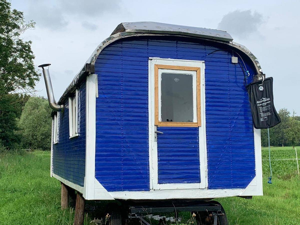 Zirkuswagen im Weserbergland in Aerzen, Teutoburger Wald