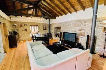 Gîte pour 4 personnes, avec terrasse dans Sistelo