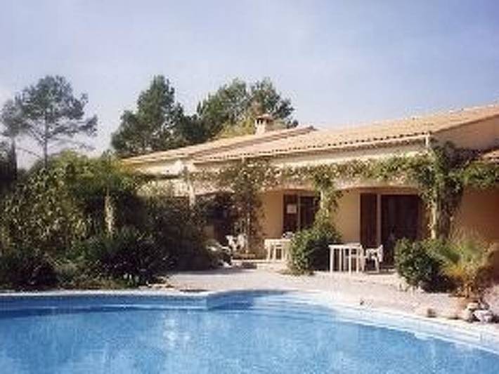 Location de vacances pour 5 personnes, avec Terrasse et Jardin à Les Arcs (Var)