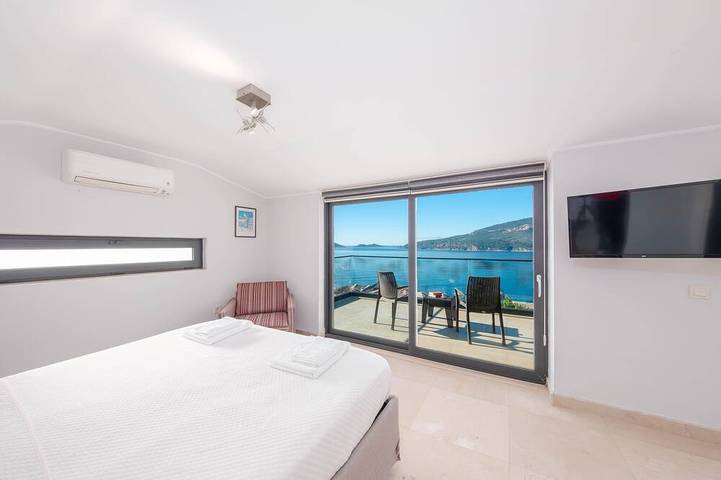 Zeitgenössische Design-Villa in Kalamar Innerhalb gehender Entfernung zum Strand in Kaş, Provinz Antalya