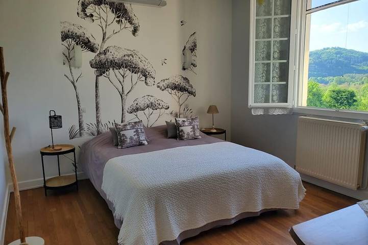 Location de vacances pour 5 personnes, avec jardin et piscine à Gagnac-sur-Cère - 3