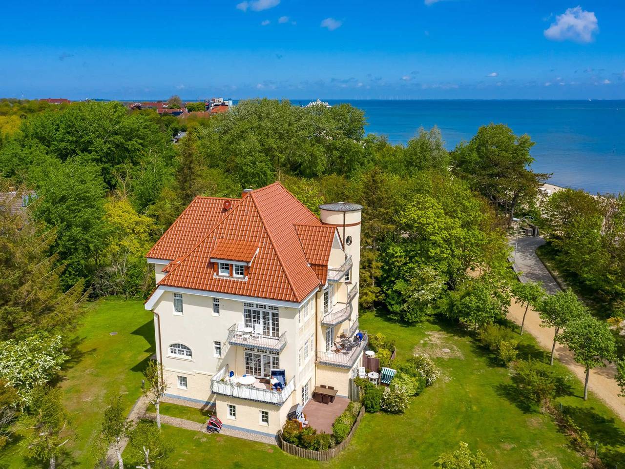 Ganze Ferienwohnung, Haus Olhörn - Wohnung Leuchtturmblick in Wyk auf Föhr (Stadt), Wyk auf Föhr