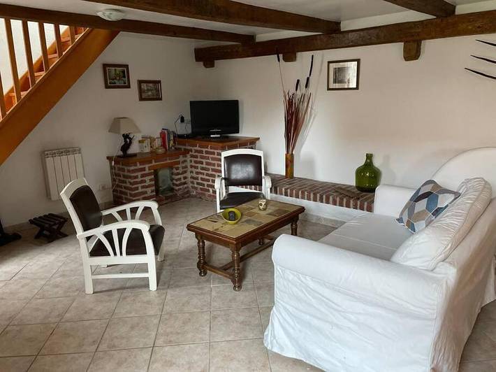 Location de vacances pour 3 personnes, avec terrasse et jardin, adapté aux familles à Alembon - 2