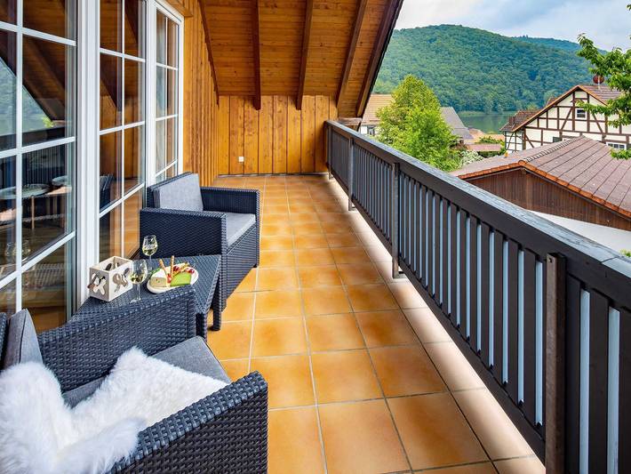 Ferienhaus für 6 Personen, mit Sauna und Ausblick sowie Seeblick und Garten am Edersee - 4