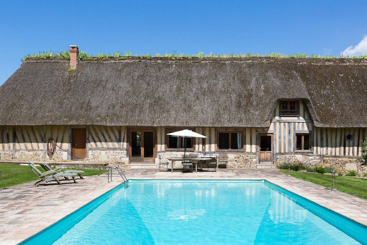 Château pour 18 personnes avec piscine in Saint-Maclou, Région de Bernay