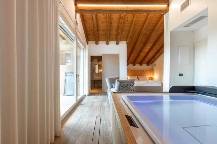 Appartement de vacances pour 2 personnes, avec jardin ainsi que sauna et vue