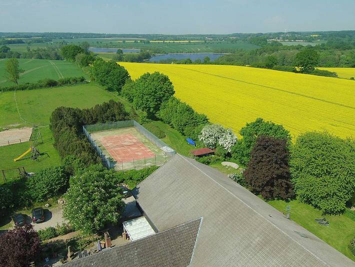 Ferienwohnung für 3 Personen, mit Balkon/Terrasse und Terrasse sowie Garten und Sauna in Malente - 2