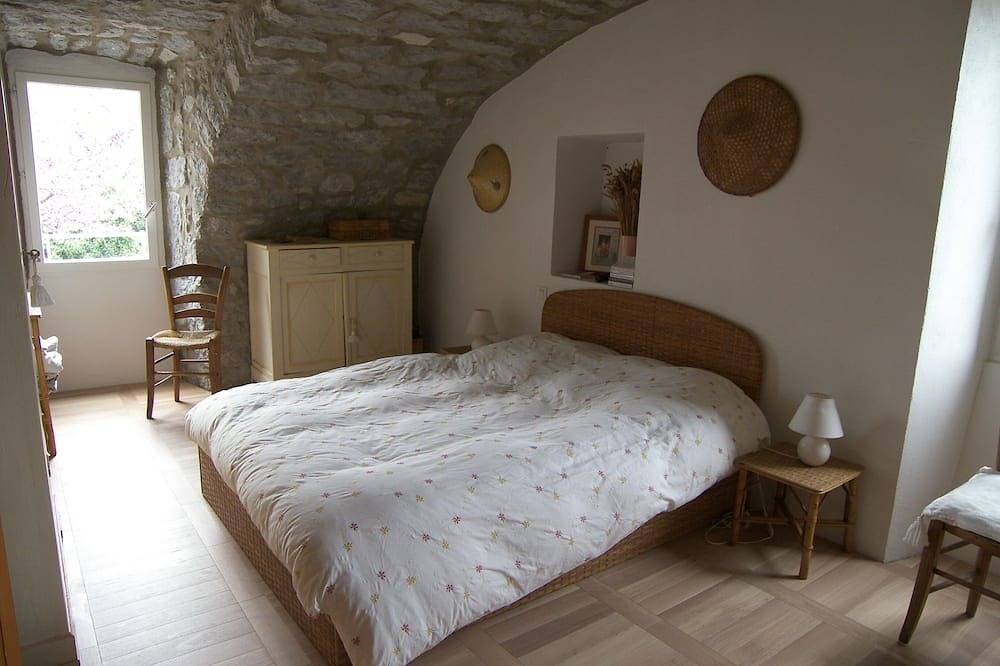 Steinhaus Mit Privatem Pool In Der Nähe Der Ardeche-Schlucht in Labeaume, Ardèche