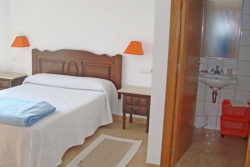 Hel lägenhet, Apartamento En Casa De Campo, Zona Tranquila, Con Wifi, Cerca Del Mar in Sanxenxo, Rías Baixas