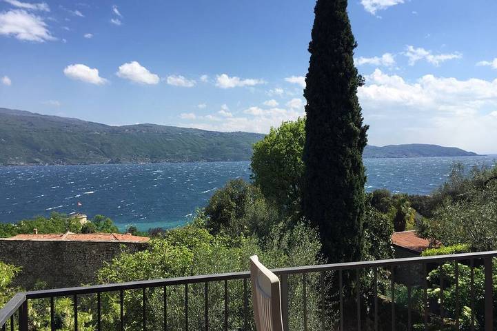 Villa für 6 Personen, mit Garten und Terrasse, mit Haustier in Gargnano