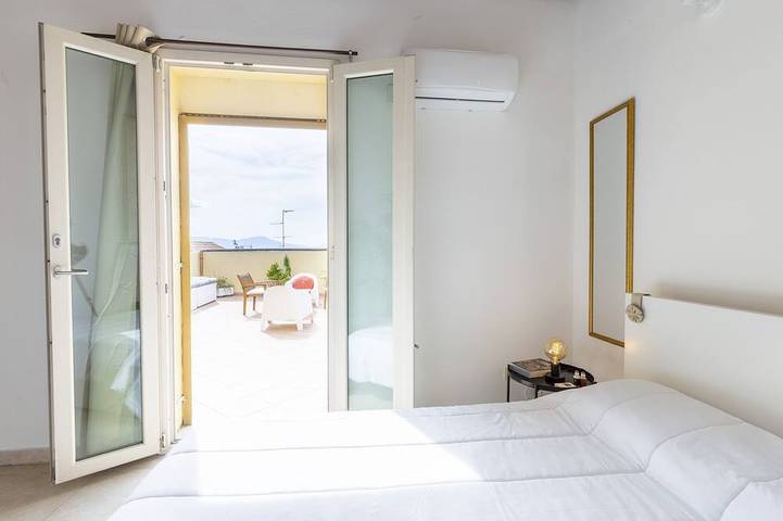 Ganze Wohnung, Penthouse With Seaview Terrace In The City'S Heart in Castello (Cagliari), Cagliari