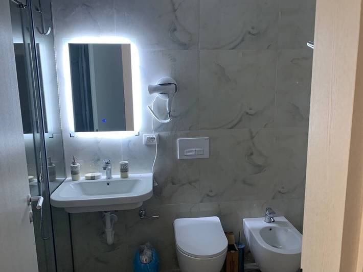 Ganzes Studio, Bonbon 2 - Ruhiges zentrales Studio in Tiranë, Albanien