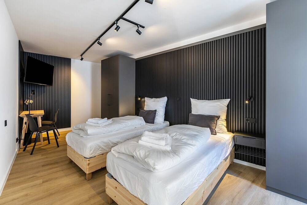 Ganze Wohnung, 3-2-1meins Röntgen Remscheid in Remscheid, Bergisches Land