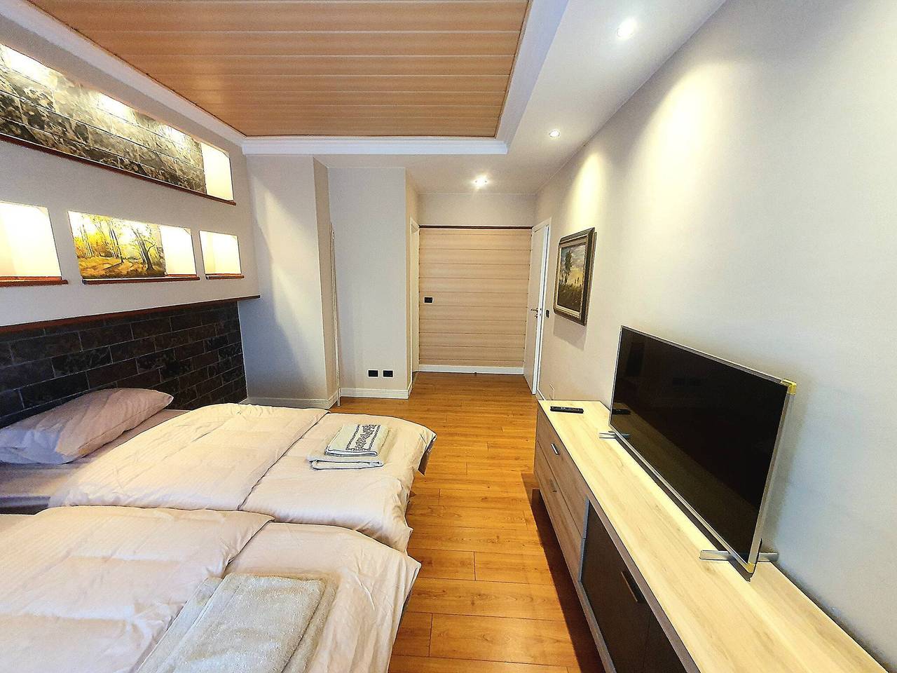 Ganzes Studio, Centerscape - Studio von Dion in Tiranë, Albanien