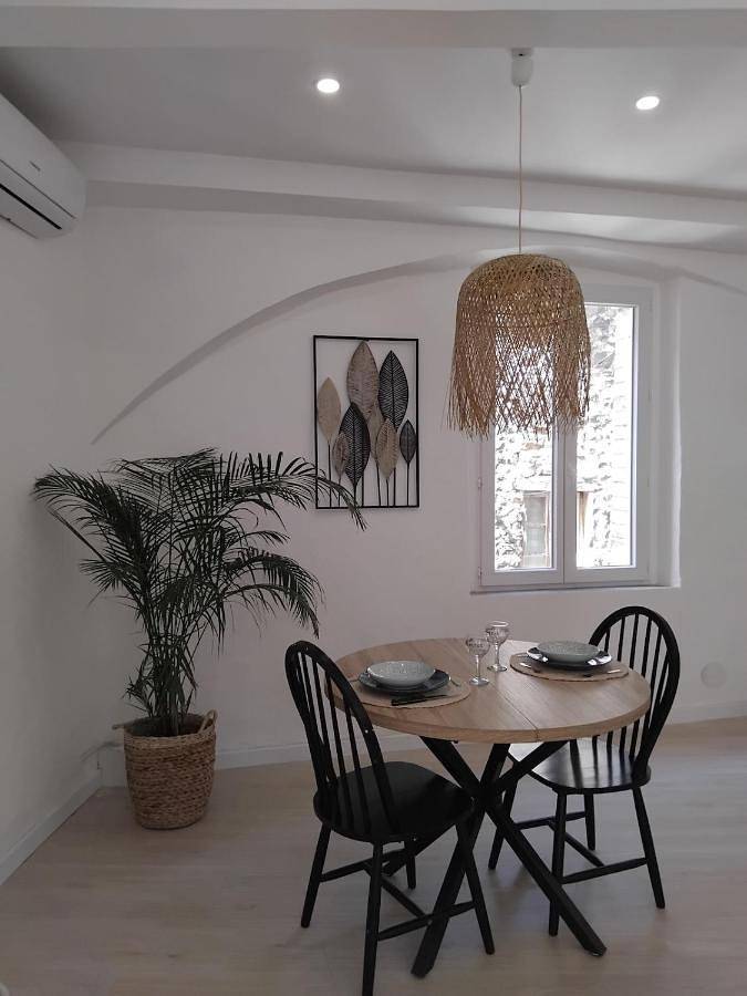 Appartement entier, Studio Lysandre in Saint-Ambroix, Parc national des Cévennes