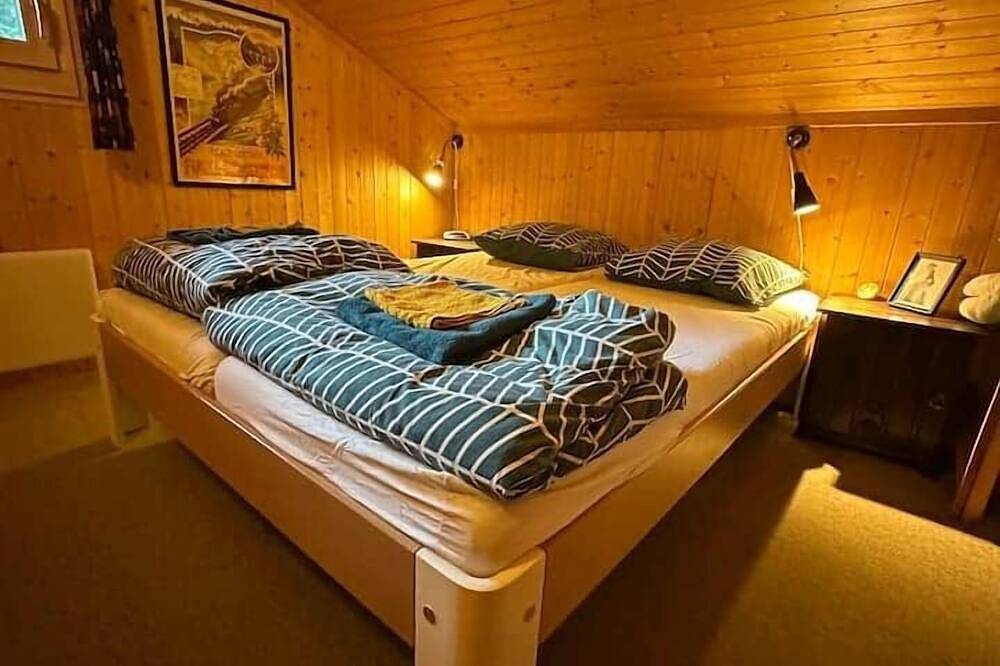 Schweizer Chalet - Wohnung im Obergeschoss in Grengiols, Aletsch Arena