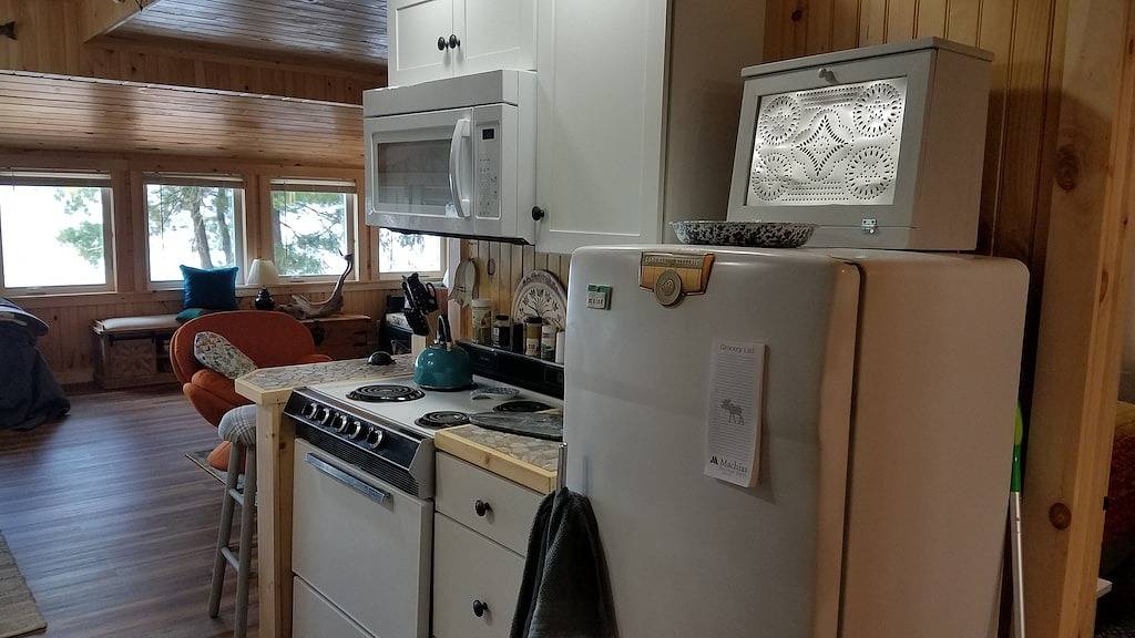 Frisch renoviertes Camp am West Grand Lake im Grand Lake Stream Maine in Washington County (Maine)