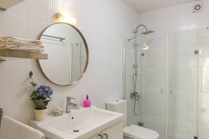 Ganze Wohnung, Istanbul Amedros Home Deluxe-Gartenboden in Fatih, Binbirdirek Mahallesi