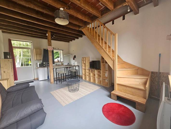 Location de vacances pour 4 personnes, avec vue et jardin à Clémont - 2