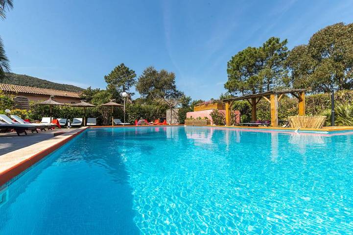 Villa pour 16 personnes, avec jardin