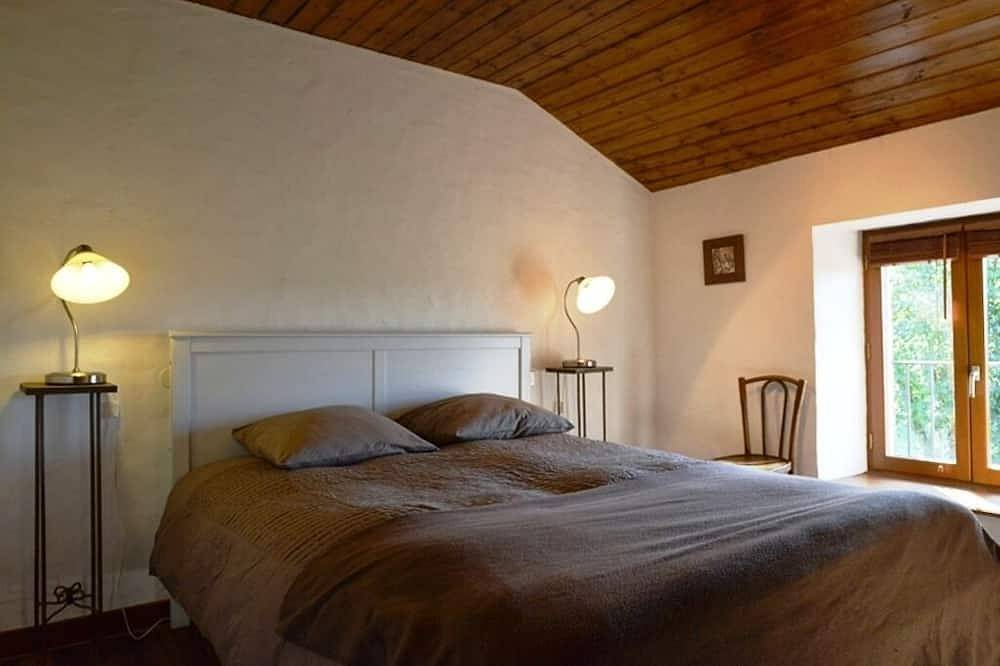 Gîte de groupe de Montcoudoux avec Sono. in Condat-lès-Montboissier, Région d'Ambert