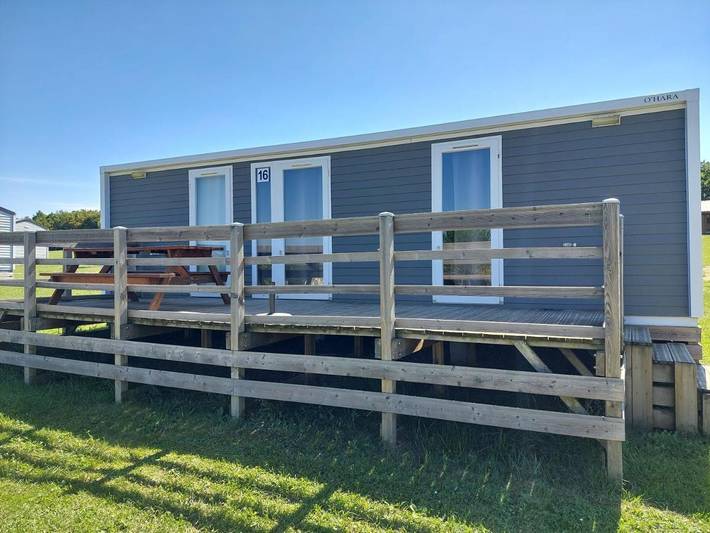 Parc de vacances pour 6 personnes, avec bassin pour enfant ainsi que piscine et terrasse à Bar-sur-Seine - 4