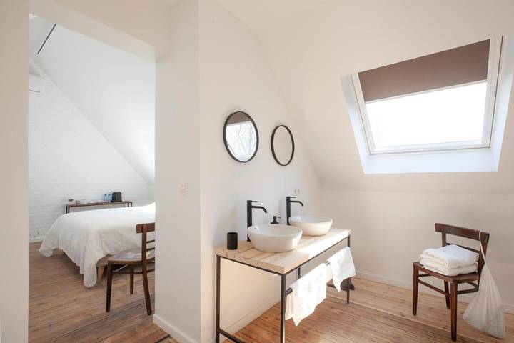 Chambre d’hôte pour 2 personnes, avec Terrasse ainsi que Jardin et Vue à Genk