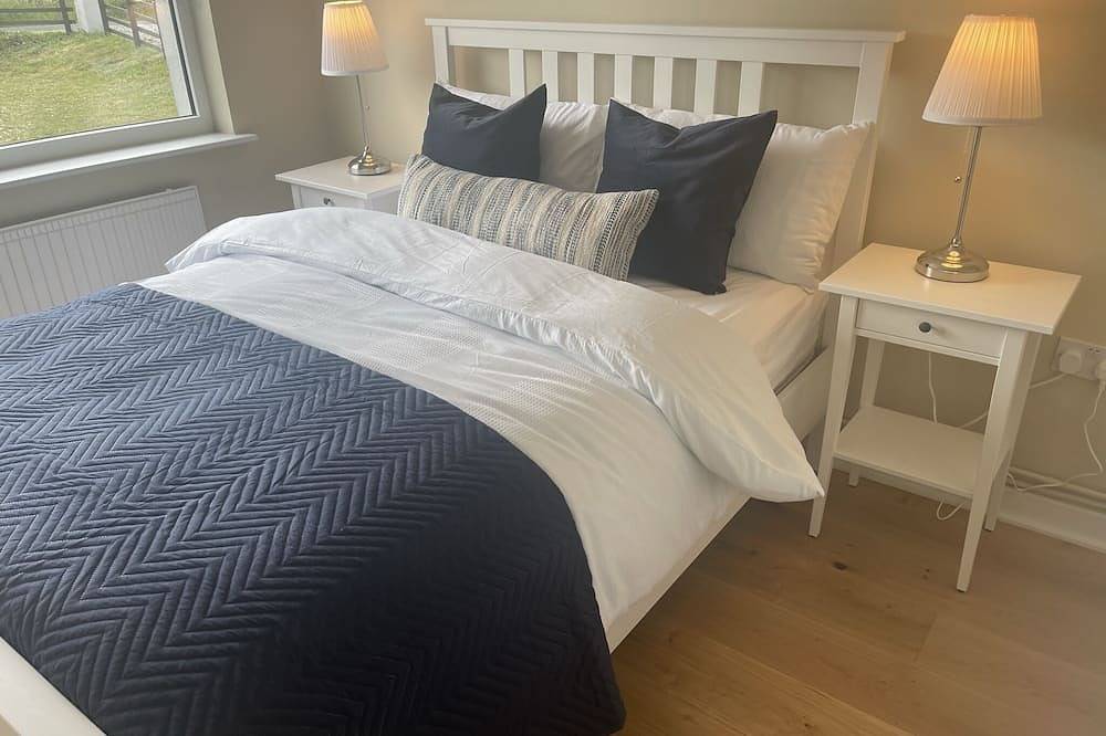 Luxury Donegal Beach Cottage at Dooey Beach, Dungloe  in Glenties, County Donegal