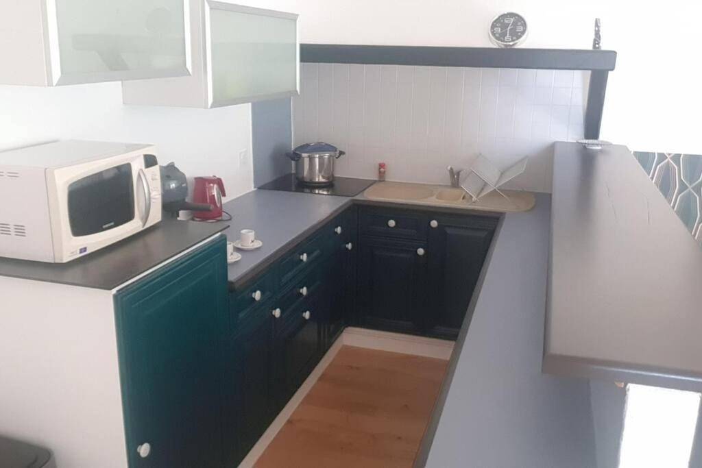 One-Bedroom House in Noyal-Châtillon-sur-Seiche, Région de Rennes