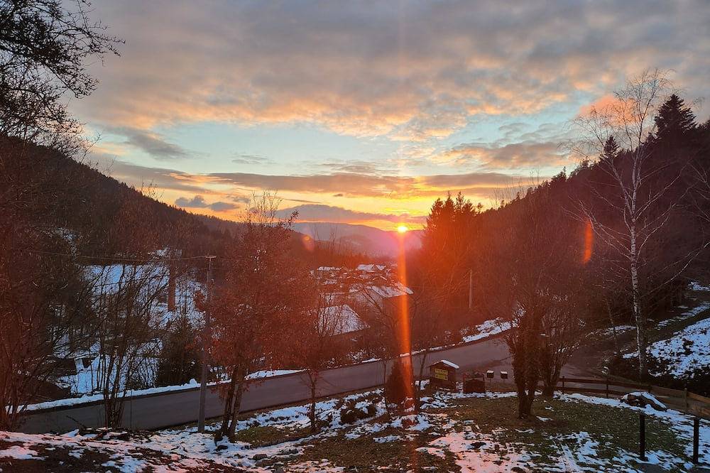 Large house with private spa and heated pool near Gérardmer in Sapois, Regionaler Naturpark Belchen der Vogesen