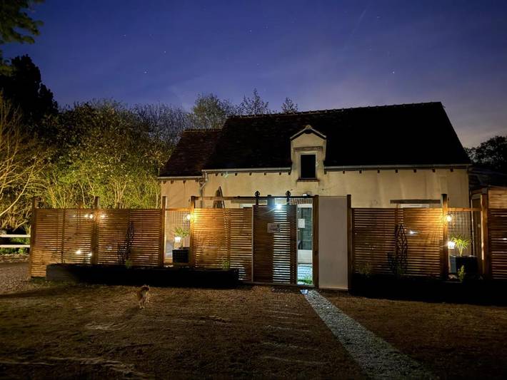 Location de vacances pour 5 personnes, avec Jacuzzi et Terrasse ainsi que Piscine et Vue dans Coulombs (Eure-et-Loir)