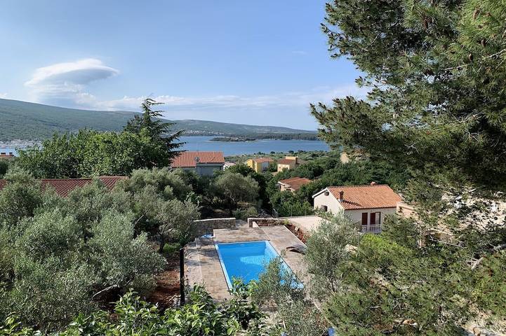 Ferienhaus für 4 Personen, mit Garten und Pool, mit Haustier auf Krk