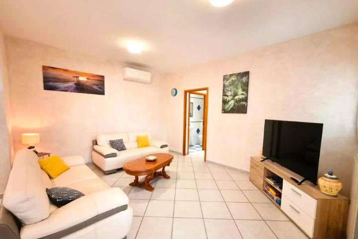 Chalet para 4 personas, con jardín - 1