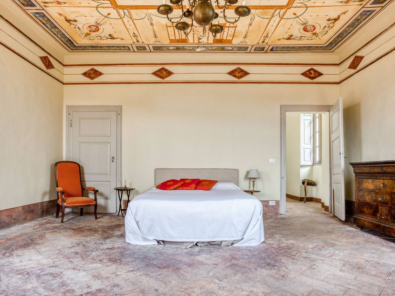 Für 15 Personen in Cittiglio in Cittiglio, Comune di Cittiglio