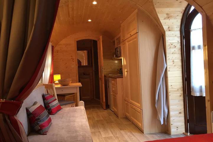 Gîte pour 4 personnes, avec jardin ainsi que jacuzzi et terrasse à Amboise - 3