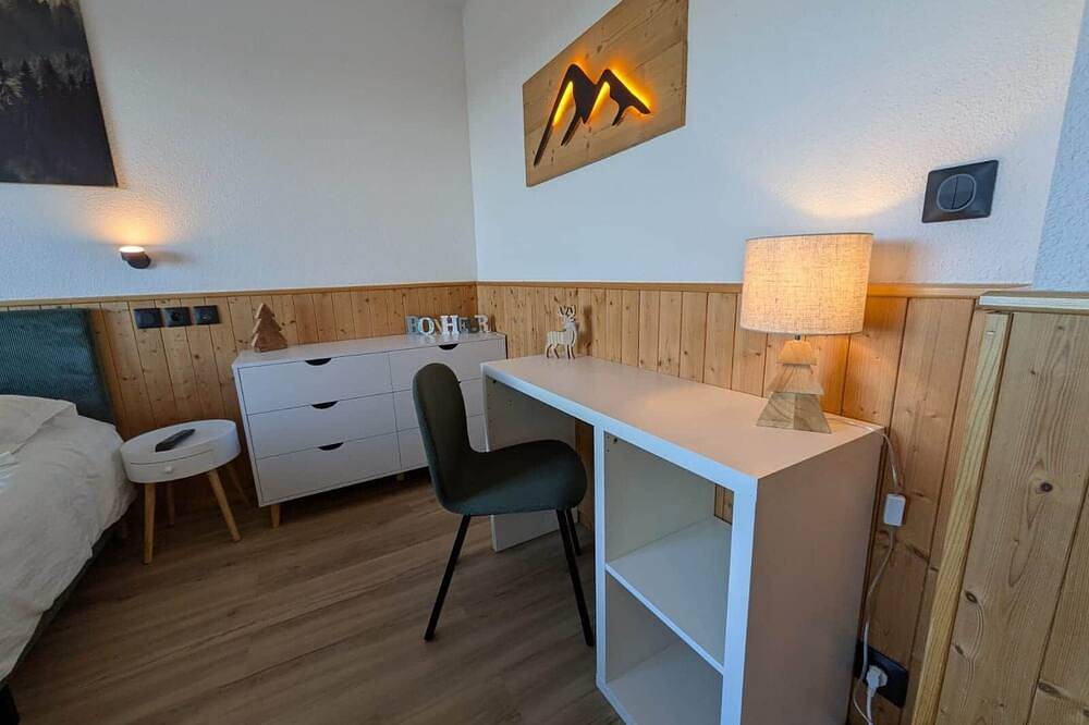 Entire apartment, Juracîmes Family 2 bedrooms in Mijoux, Gex