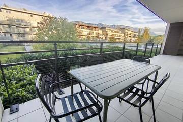 Gîte pour 4 personnes, avec balcon dans Grand Port (Aix-les-Bains)