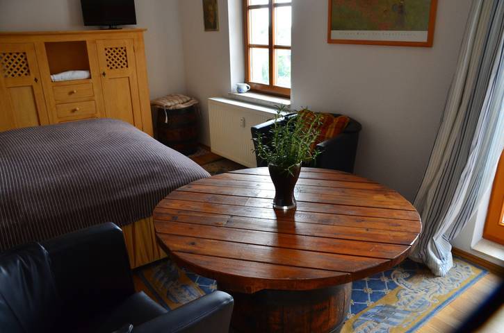 Ferienwohnung für 2 Personen, mit Balkon in Sächsisches Burgen- und Heideland - 2