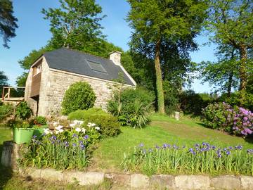 Gîte pour 2 personnes, avec jardin à Bieuzy